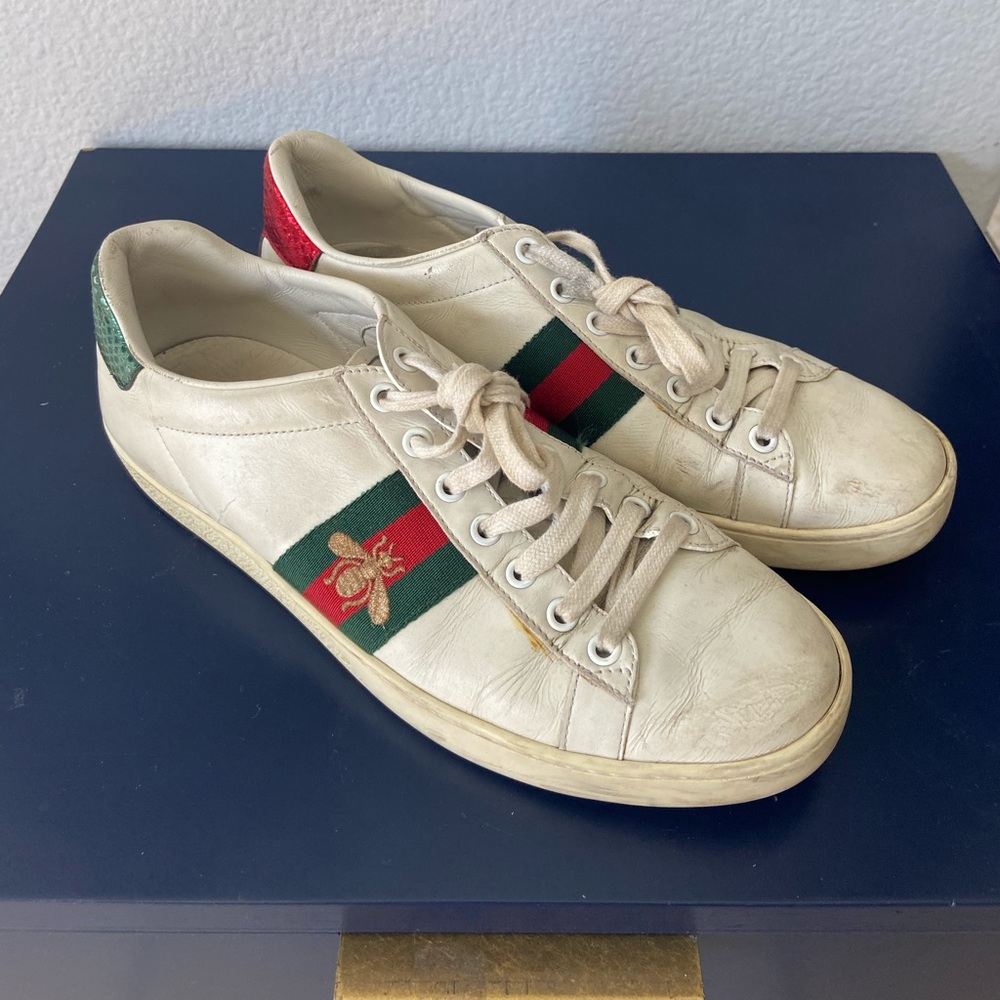 Gucci Women's Ace sneaker with bee